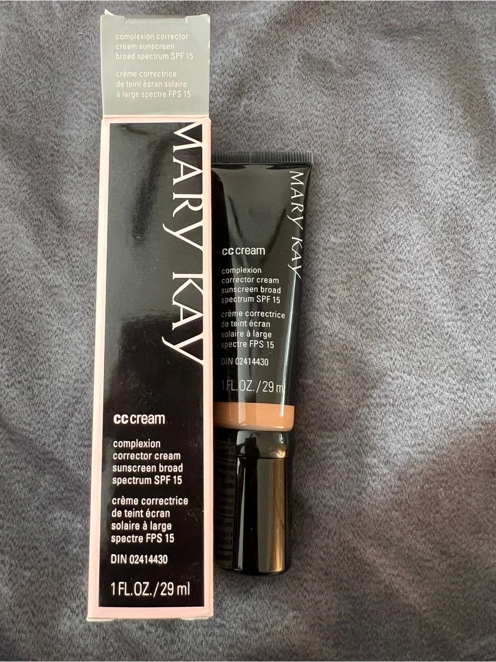 Mary Kay CC Cream SPF 15 - color deep